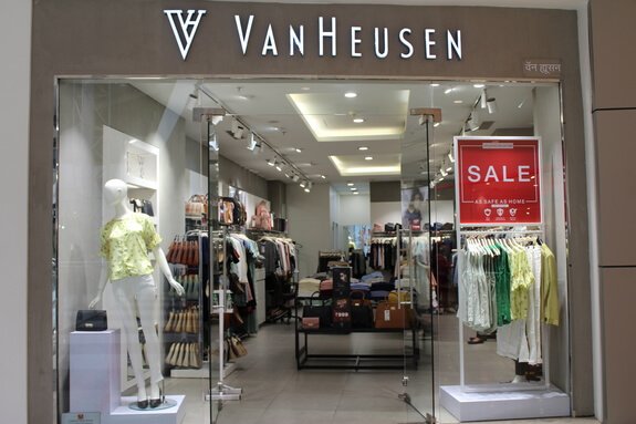 Van Heusen Store Gallery Image