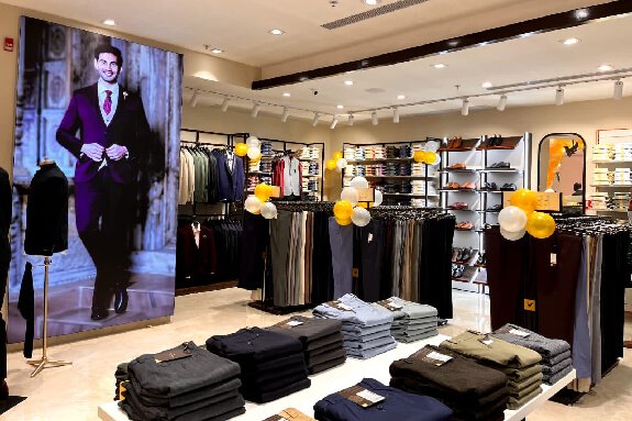 Blackberrys Store Gallery Image