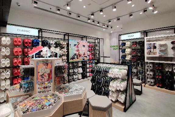 Crocs Store Gallery Image